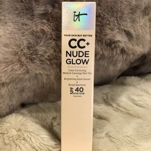 NIB! IT Cosmetics CC+ Nude Glow Skin Tint
